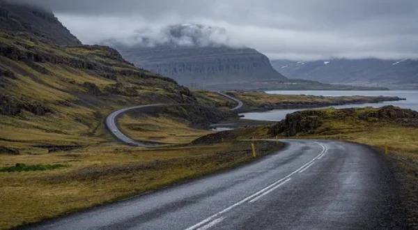 road-7148369_1280